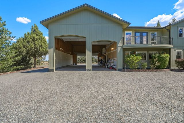21283 Dove Lane, Bend, OR 97702