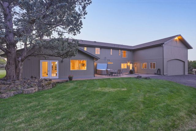 21283 Dove Lane, Bend, OR 97702
