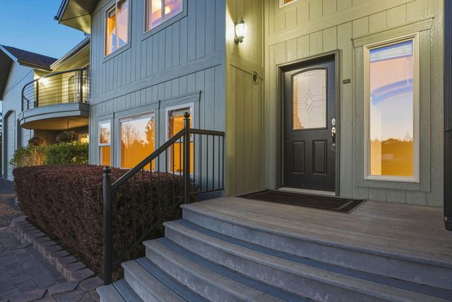 21283 Dove Lane, Bend, OR 97702
