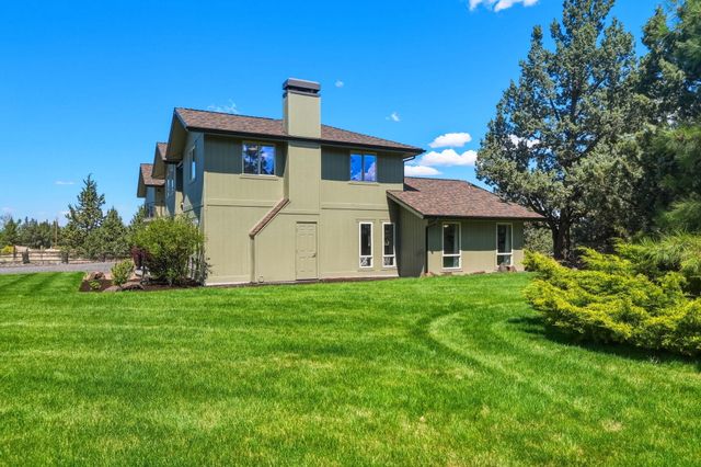 21283 Dove Lane, Bend, OR 97702