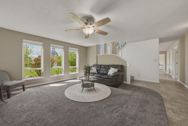 21283 Dove Lane, Bend, OR 97702