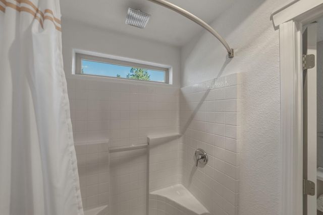 21283 Dove Lane, Bend, OR 97702
