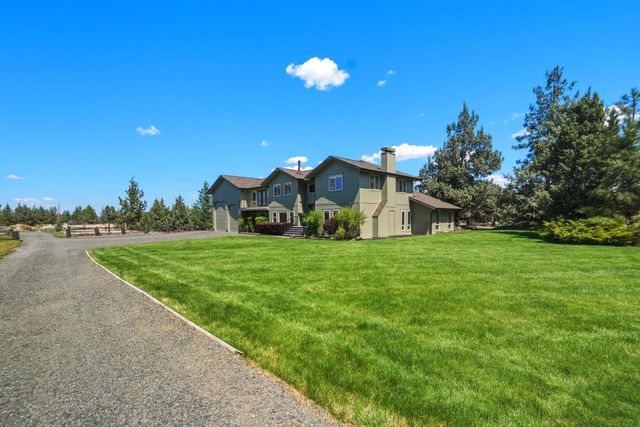 21283 Dove Lane, Bend, OR 97702