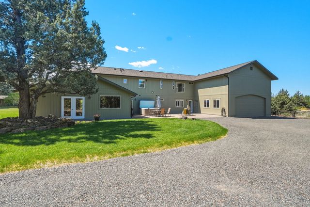 21283 Dove Lane, Bend, OR 97702