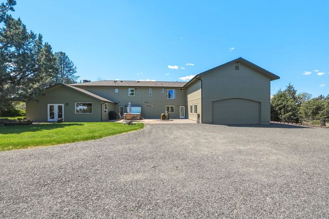 21283 Dove Lane, Bend, OR 97702