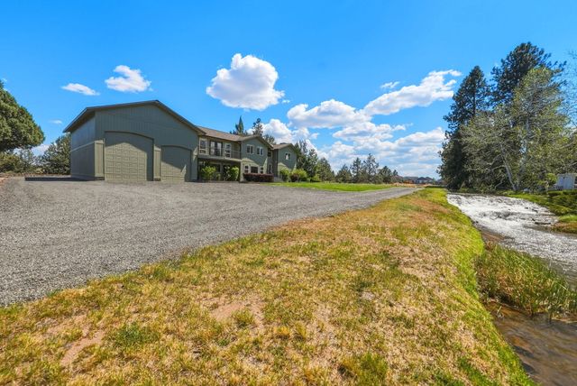 21283 Dove Lane, Bend, OR 97702