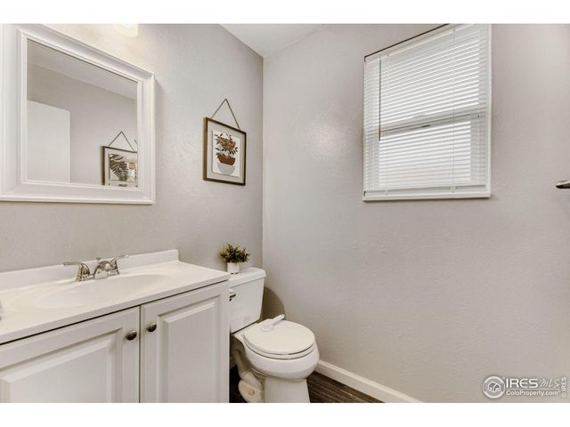 7216 W Portland Ave, Littleton, CO 80128