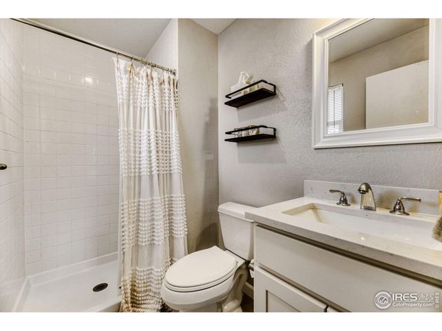 7216 W Portland Ave, Littleton, CO 80128