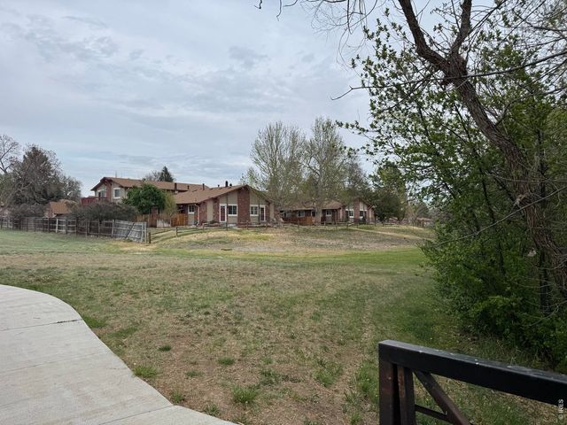 7216 W Portland Ave, Littleton, CO 80128