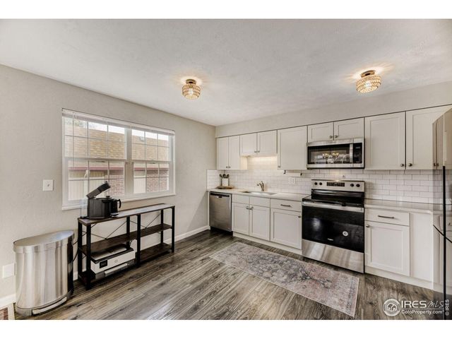 7216 W Portland Ave, Littleton, CO 80128