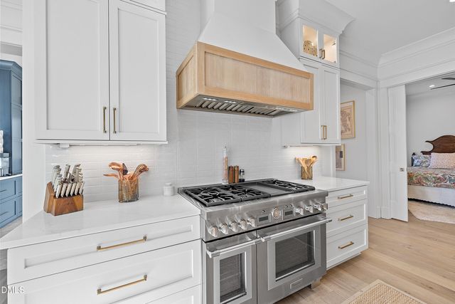 906 Brooks Avenue, Raleigh, NC 27607