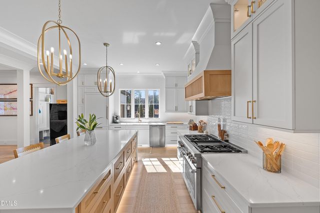 906 Brooks Avenue, Raleigh, NC 27607