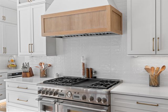 906 Brooks Avenue, Raleigh, NC 27607