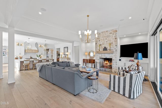 906 Brooks Avenue, Raleigh, NC 27607