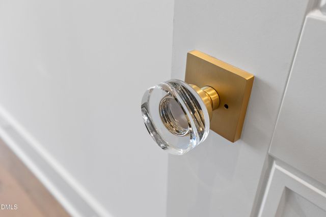 906 Brooks Avenue, Raleigh, NC 27607