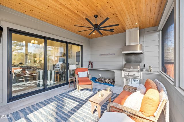 906 Brooks Avenue, Raleigh, NC 27607