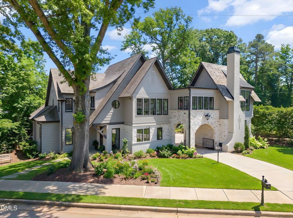 906 Brooks Avenue, Raleigh, NC 27607