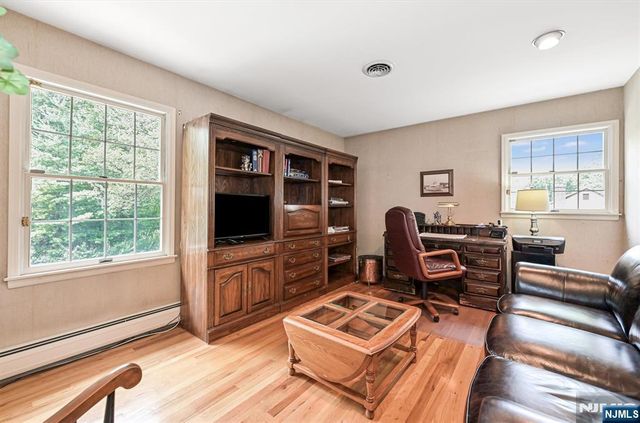 7 Arthur Court, Demarest, NJ 07627