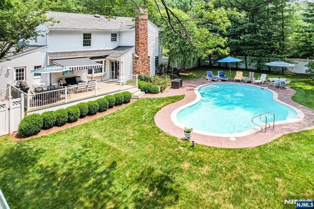 7 Arthur Court, Demarest, NJ 07627