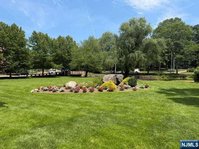 7 Arthur Court, Demarest, NJ 07627