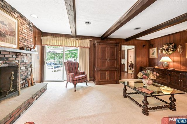 7 Arthur Court, Demarest, NJ 07627