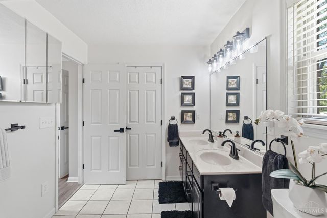 3350 Village Drive, Fairfield, OH 45014