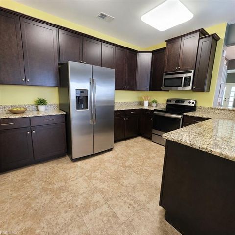 7117 Arrington ST, Suffolk, VA 23435