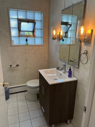 1018 E Oak Avenue, La Grange Park, IL 60526