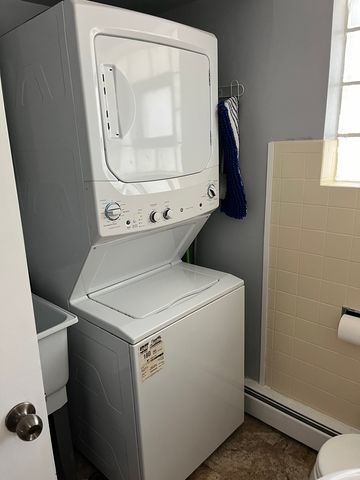 1018 E Oak Avenue, La Grange Park, IL 60526