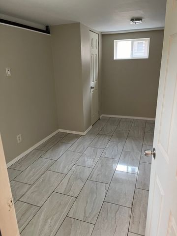 1018 E Oak Avenue, La Grange Park, IL 60526