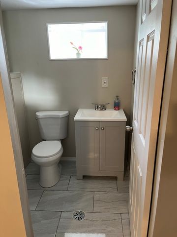 1018 E Oak Avenue, La Grange Park, IL 60526