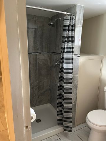 1018 E Oak Avenue, La Grange Park, IL 60526