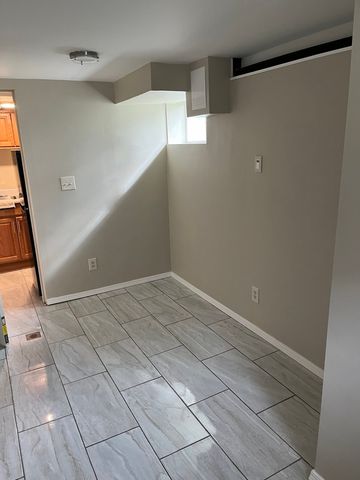 1018 E Oak Avenue, La Grange Park, IL 60526