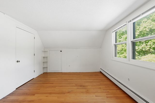 5 Old Farm Cir, Belchertown, MA 01007