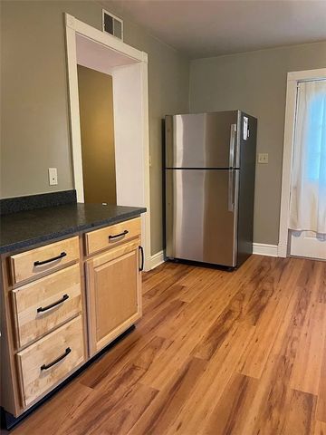 7115 Church Ave Floor 2, Ben Avon, PA 15202