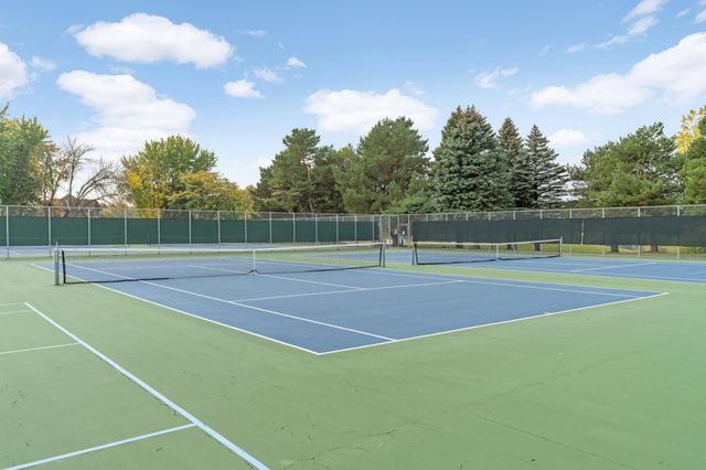 7373 Moonlight Lane, Eden Prairie, MN 55346