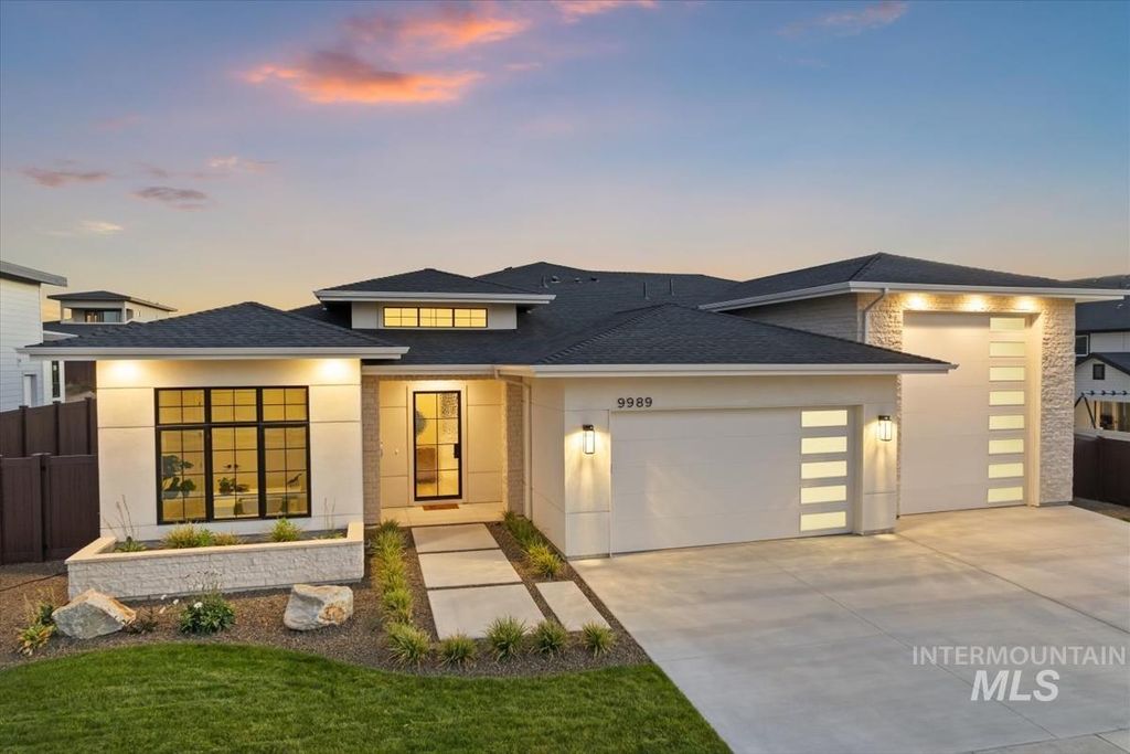 9989 W Bouvardia St, Star, ID 83669