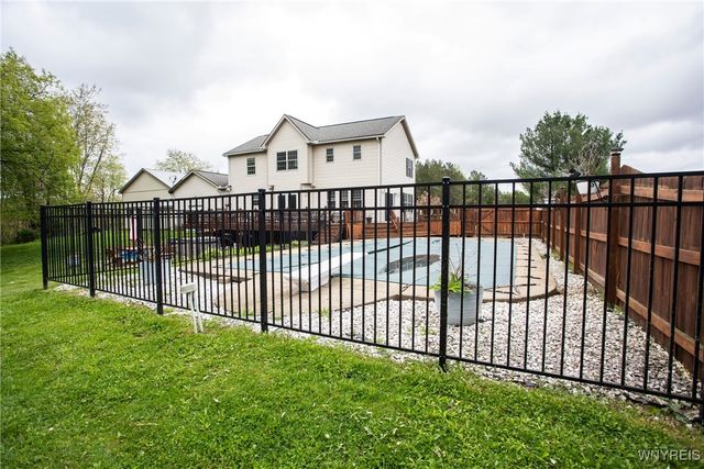 4501 Courtney Highland Drive, Great Valley, NY 14741