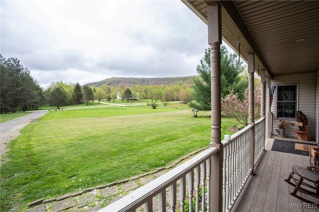 4501 Courtney Highland Drive, Great Valley, NY 14741
