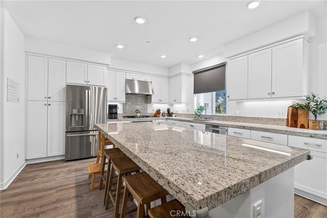 26966 Mosswood, Valencia, CA 91381