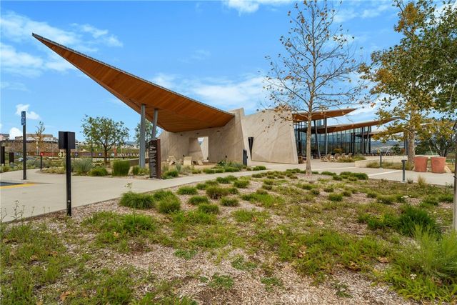 26966 Mosswood, Valencia, CA 91381
