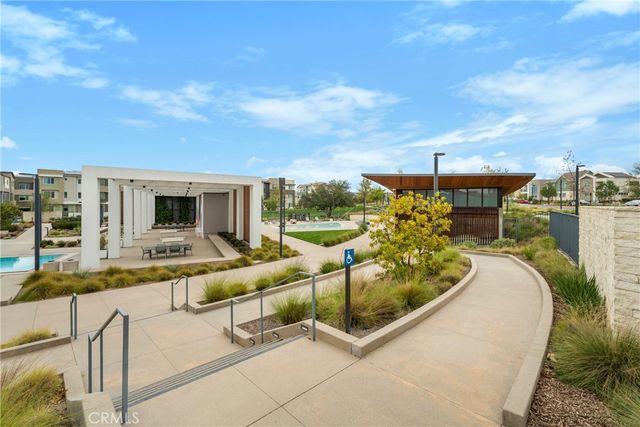26966 Mosswood, Valencia, CA 91381