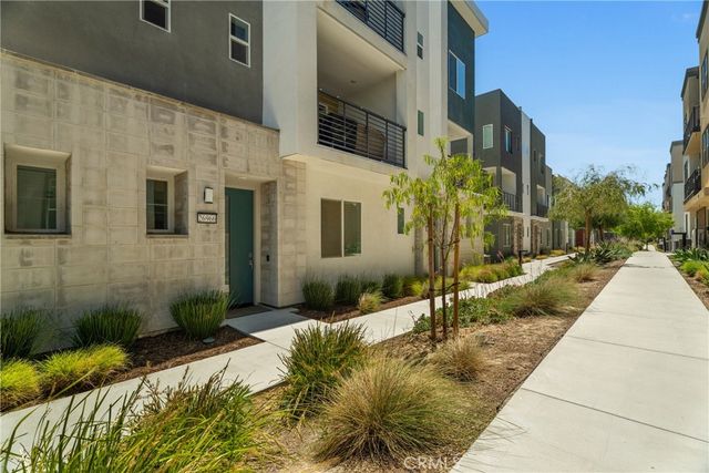 26966 Mosswood, Valencia, CA 91381