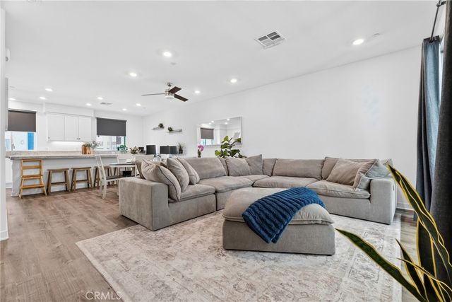 26966 Mosswood, Valencia, CA 91381