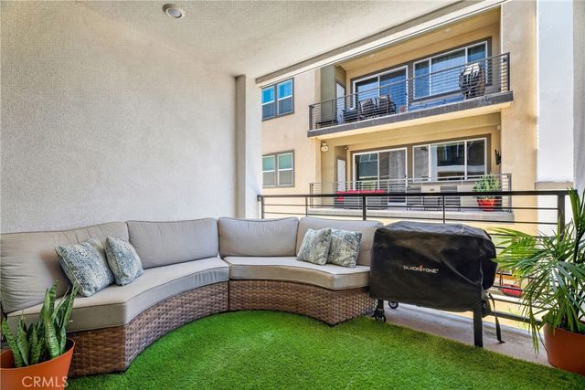 26966 Mosswood, Valencia, CA 91381