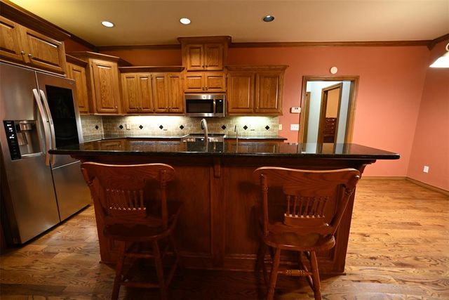 2077 Clearwater Drive, Choctaw, OK 73020