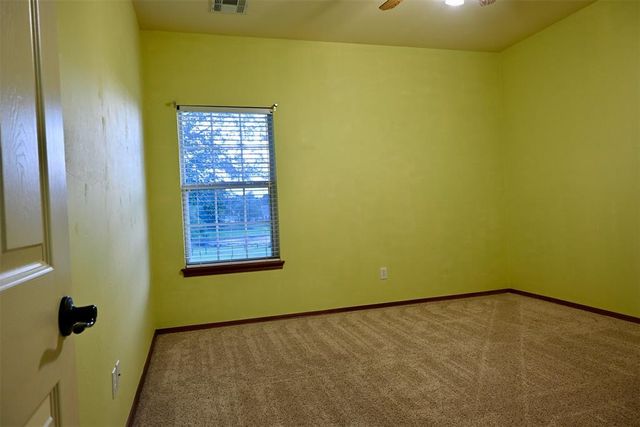 2077 Clearwater Drive, Choctaw, OK 73020