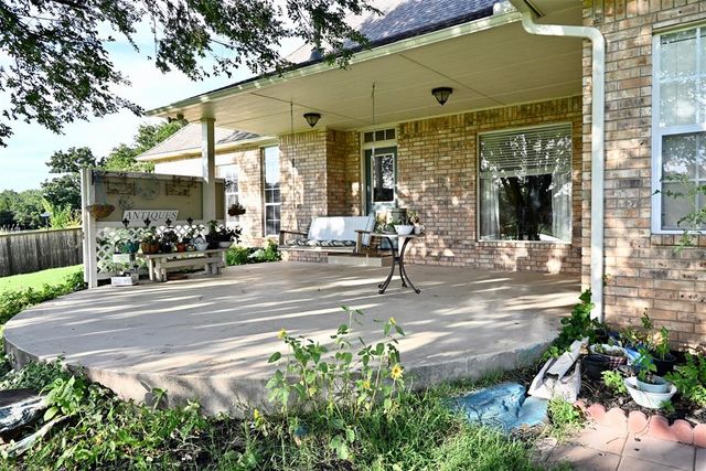 2077 Clearwater Drive, Choctaw, OK 73020