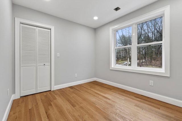 72 Westborough Rd 2, Grafton, MA 01536