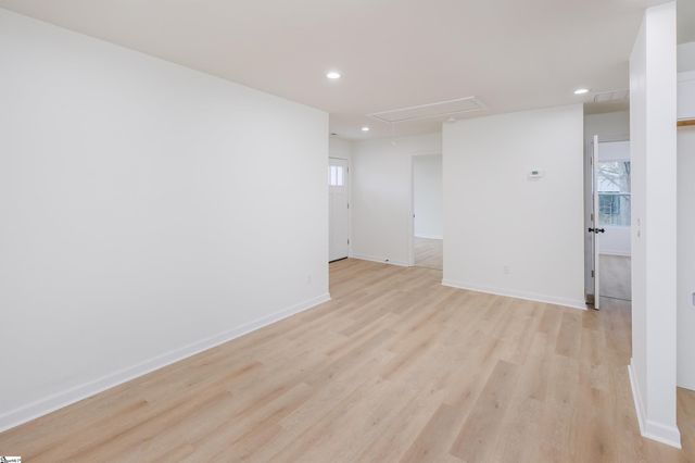 325 Hillcrest Circle, Anderson, SC 29624